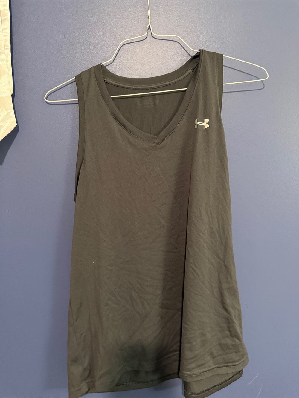 Under Armour Women’s Gray V-Neck Athletic Tank with Logo